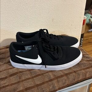 Nike Black/White Striped Shoes - Women’s Size 8